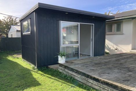 Photo of property in 36 Balmoral Street, Levin, 5510
