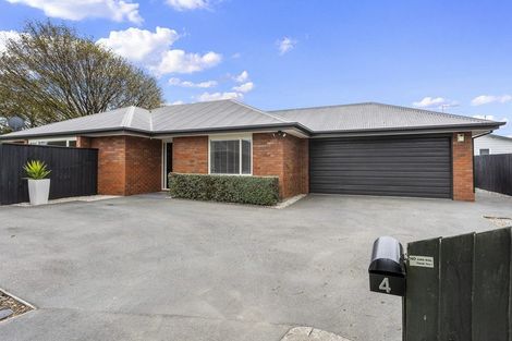 Photo of property in 4 Magnolia Lane, St Albans, Christchurch, 8052