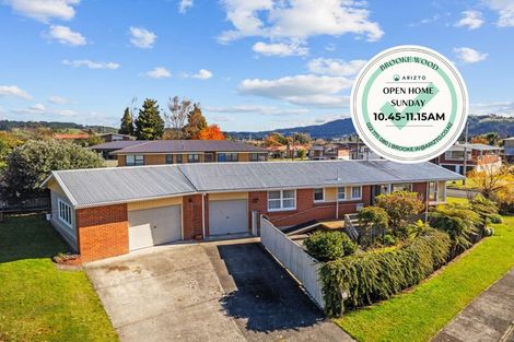 Photo of property in 42 Hillcrest Avenue, Hillcrest, Rotorua, 3015