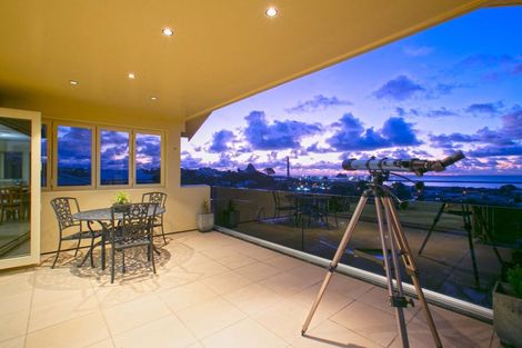 Photo of property in 448 Devon Street West, Lynmouth, New Plymouth, 4310