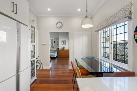 Photo of property in 58 Freyberg Street, Lyall Bay, Wellington, 6022