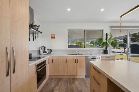 Photo of property in 25 Teal Place, Lake Hawea, Wanaka, 9382