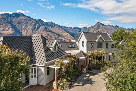 Photo of property in 15 Summit Lane, Ben Lomond, Queenstown, 9371