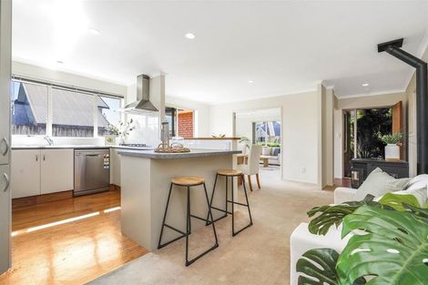 Photo of property in 7 Finchley Place, Hamilton East, Hamilton, 3216