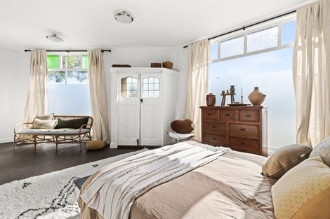 Photo of property in 2 Ashridge Road, Napier South, Napier, 4110