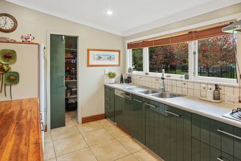 Photo of property in 64 Waller Street, Murchison, 7007