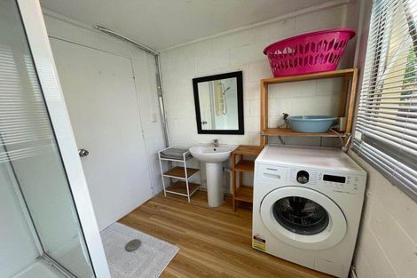 Photo of property in 18 King Richard Place, Browns Bay, Auckland, 0630