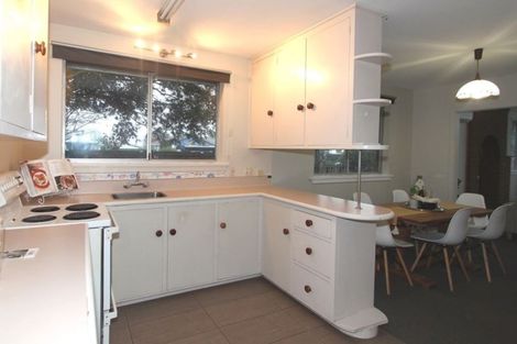 Photo of property in 21 Inwoods Road, Parklands, Christchurch, 8083