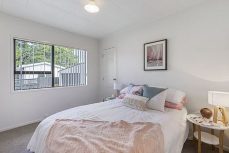 Photo of property in 71 Burundi Avenue, Clendon Park, Auckland, 2103