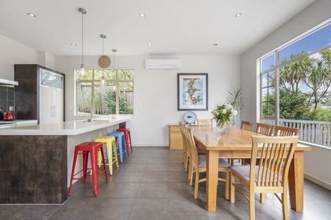 Photo of property in 68 Saddleback Rise, Murrays Bay, Auckland, 0630