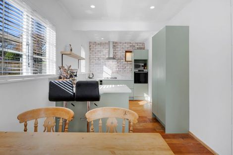 Photo of property in 67 Doralto Road, Frankleigh Park, New Plymouth, 4310