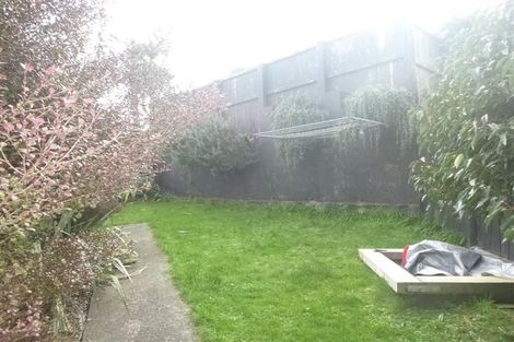 Photo of property in 2 Martin Grove, Normandale, Lower Hutt, 5010