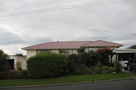 Photo of property in 13 Christie Street, Balclutha, 9230