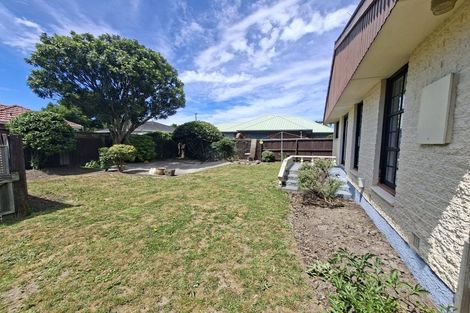 Photo of property in 1/49a Withells Road, Avonhead, Christchurch, 8042