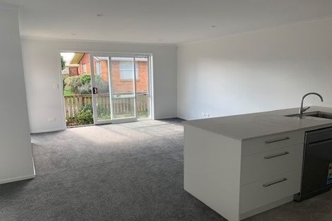 Photo of property in 4d Hamilton Road, Cambridge, 3434