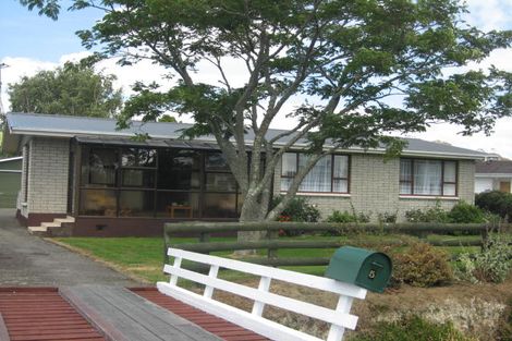 Photo of property in 5 Huxley Street, Pahiatua, 4910