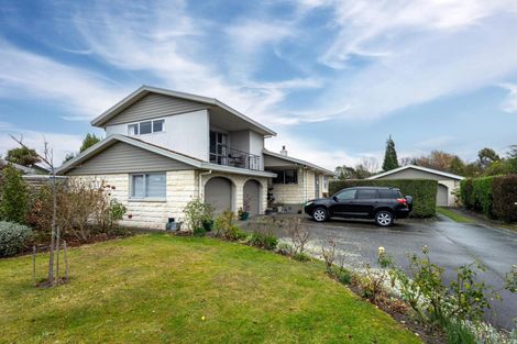 Photo of property in 20 Timaru Road, Waimate, 7924