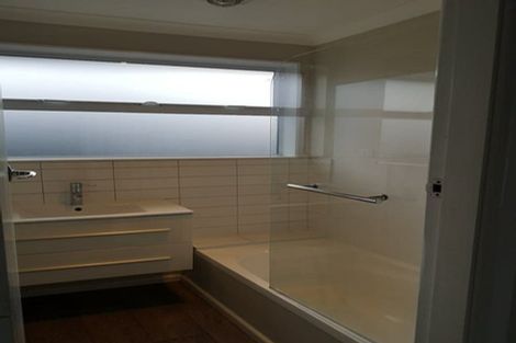 Photo of property in 6 Norrie Street, Redwood, Christchurch, 8051