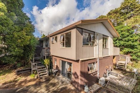 Photo of property in 2/13 Wirihana Road, Titirangi, Auckland, 0604