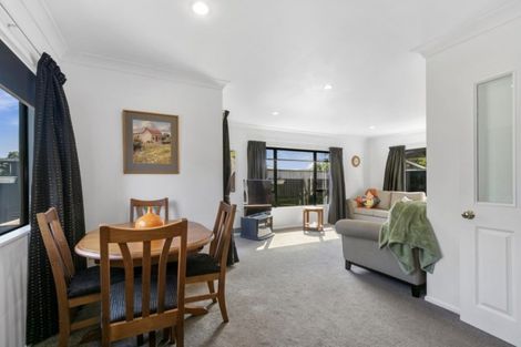 Photo of property in 3/358 Waiwhetu Road, Fairfield, Lower Hutt, 5011