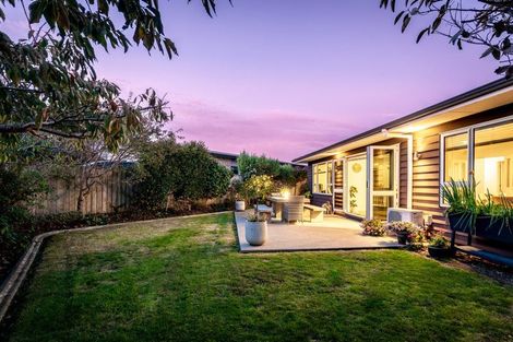 Photo of property in 2 Patterson Lane, Raumati Beach, Paraparaumu, 5032