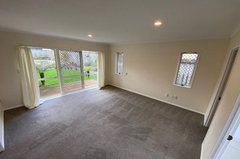 Photo of property in 14 Glencullen Place, Dannemora, Auckland, 2016