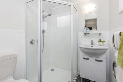 Photo of property in 5 Rakino Avenue, Manly, Whangaparaoa, 0930