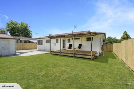 Photo of property in 14 Oakfield Crescent, Pukete, Hamilton, 3200