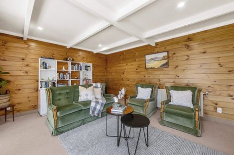 Photo of property in 6 Robertson Street, Glenholme, Rotorua, 3010