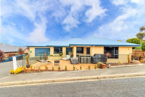 Photo of property in 7 Holyport Close, Fairfield, Dunedin, 9018