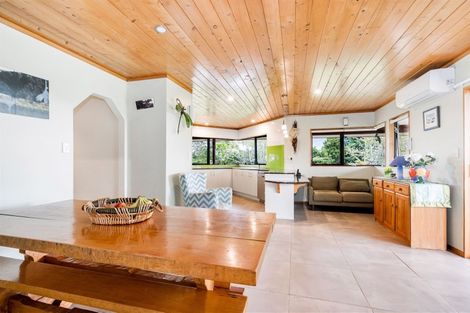 Photo of property in 211 Gray Road, Te Kamo, Kamo, 0185