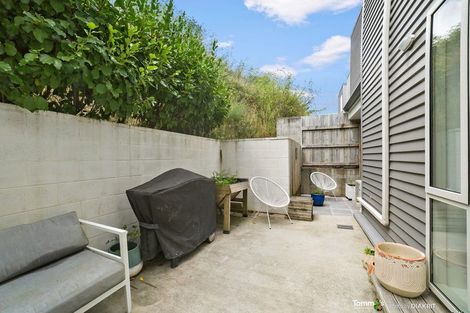 Photo of property in 27/31 Princess Terrace, Newtown, Wellington, 6021
