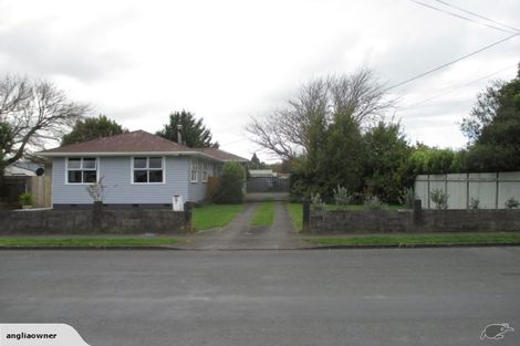Photo of property in 5 Diamond Street, Carterton, 5713