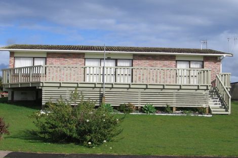 Photo of property in 5 Winderton Way, Pauanui, Hikuai, 3579