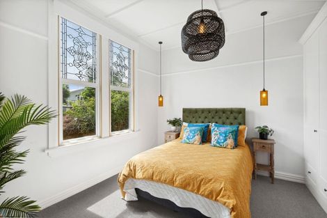 Photo of property in 36 Belt Road, Moturoa, New Plymouth, 4310