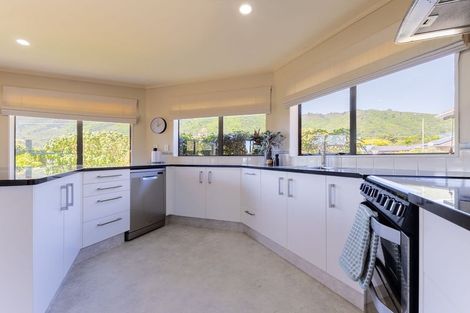 Photo of property in 86 Parata Street, Waikanae, 5036