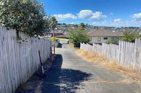 Photo of property in 8 Andara Close, Pinehill, Auckland, 0632