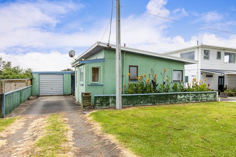 Photo of property in 26 Battiscombe Terrace, Waitara, 4320