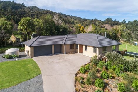 Photo of property in 150 Beech Lane, Coromandel, 3506