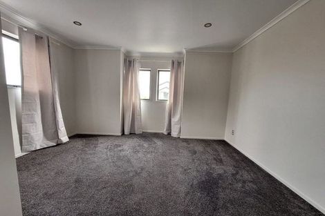 Photo of property in 11/4 Wallson Crescent, Wiri, Auckland, 2104
