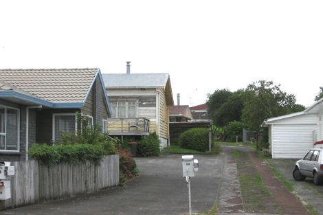 Photo of property in 6 Bolton Street, Blockhouse Bay, Auckland, 0600