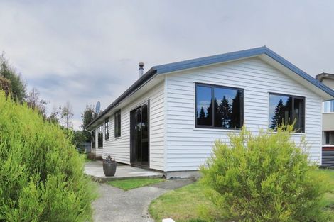 Photo of property in 11 Homer Street, Te Anau, 9600
