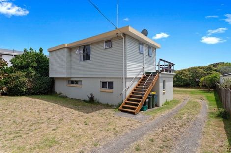 Photo of property in 11 Harbour Road, Ohope, 3121