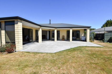 Photo of property in 39 Armstrong Avenue, Carterton, 5713