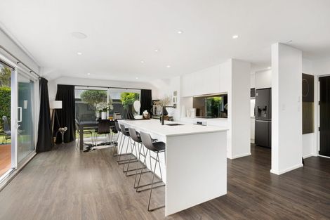 Photo of property in 5a Staveley Street, Avonhead, Christchurch, 8042