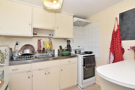 Photo of property in 58 Fairlie Terrace, Kelburn, Wellington, 6021