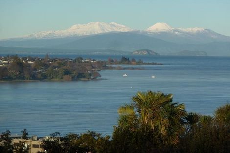 Photo of property in 55 Kurupae Road, Hilltop, Taupo, 3330