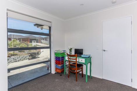 Photo of property in 16 Lippiatt Crescent, Pokeno, 2402