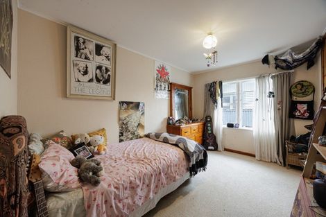 Photo of property in 18 Pembroke Street, Taradale, Napier, 4112