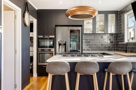 Photo of property in 123 Waimumu Road, Massey, Auckland, 0614